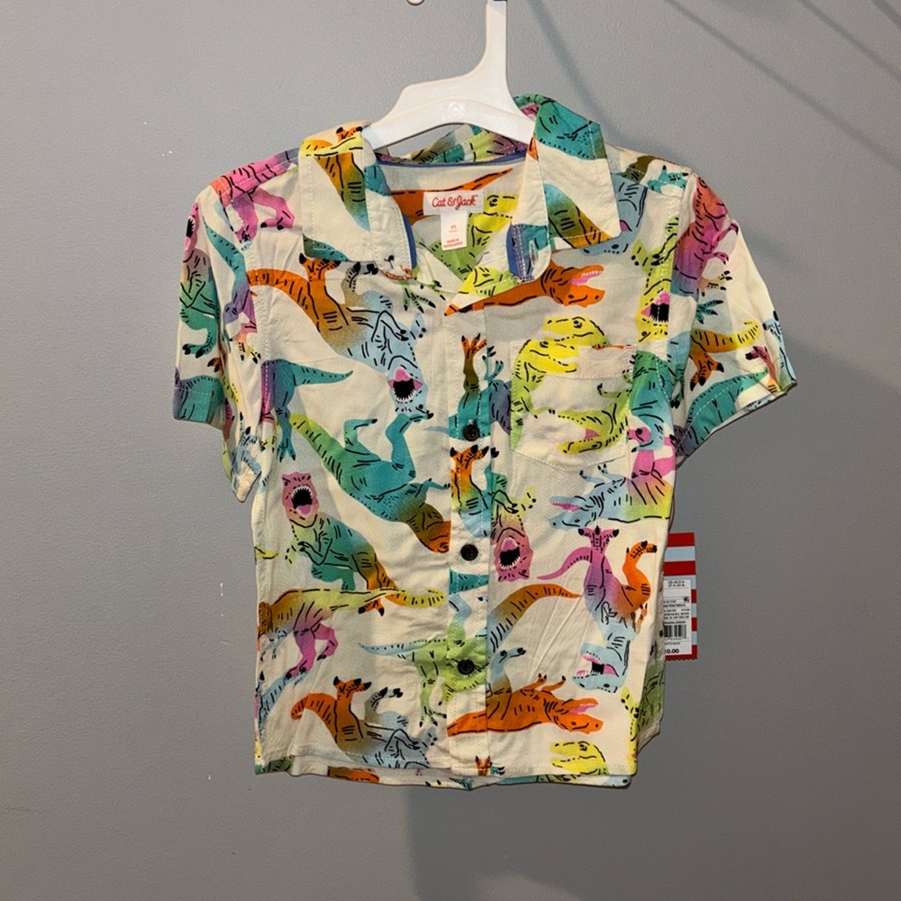NWT! Cat and Jack multicolored dinosaur button up shirt
